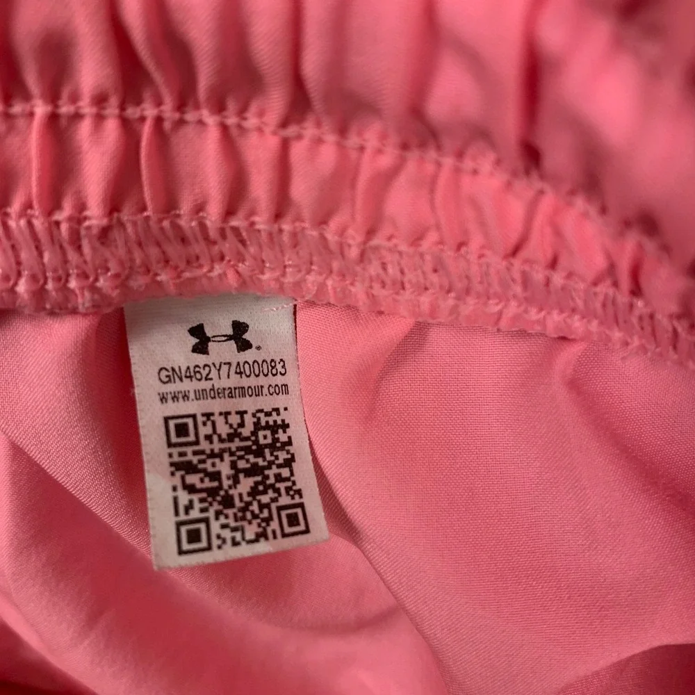 Under Armour Fly By 2.0 Shorts Womens XS Pink HeatGear‎ Loose Running Athletic